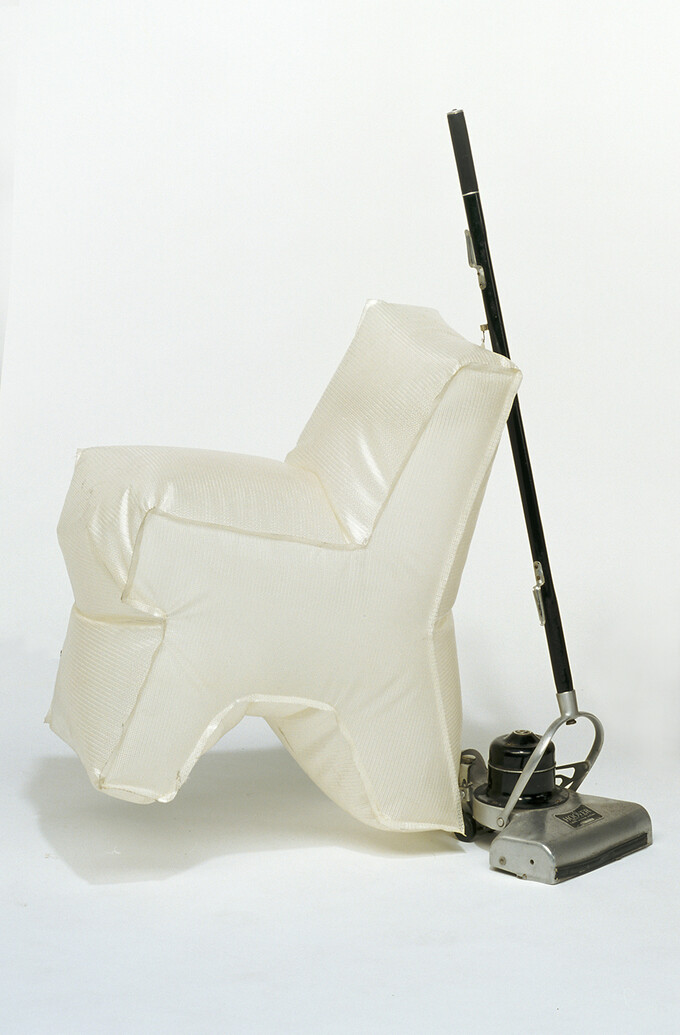 Vacuum cleaner chair GALERIE DES GALERIES