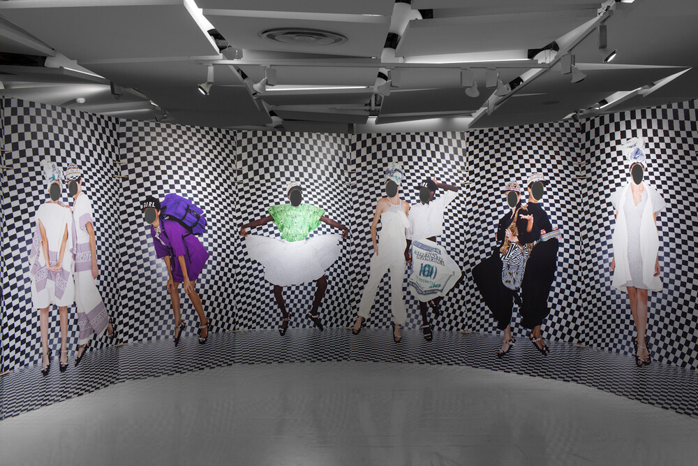 La Galerie de Jean-Paul Lespagnard: Till We Drop - © GALERIE DES GALERIES