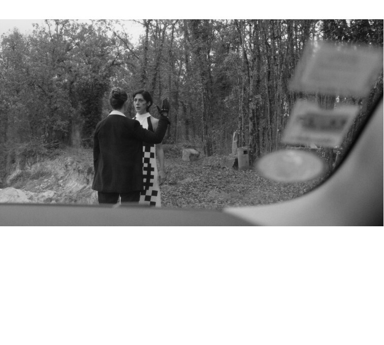 Deux personnes <BR> échangeant de la salive - © Galerie des Galeries