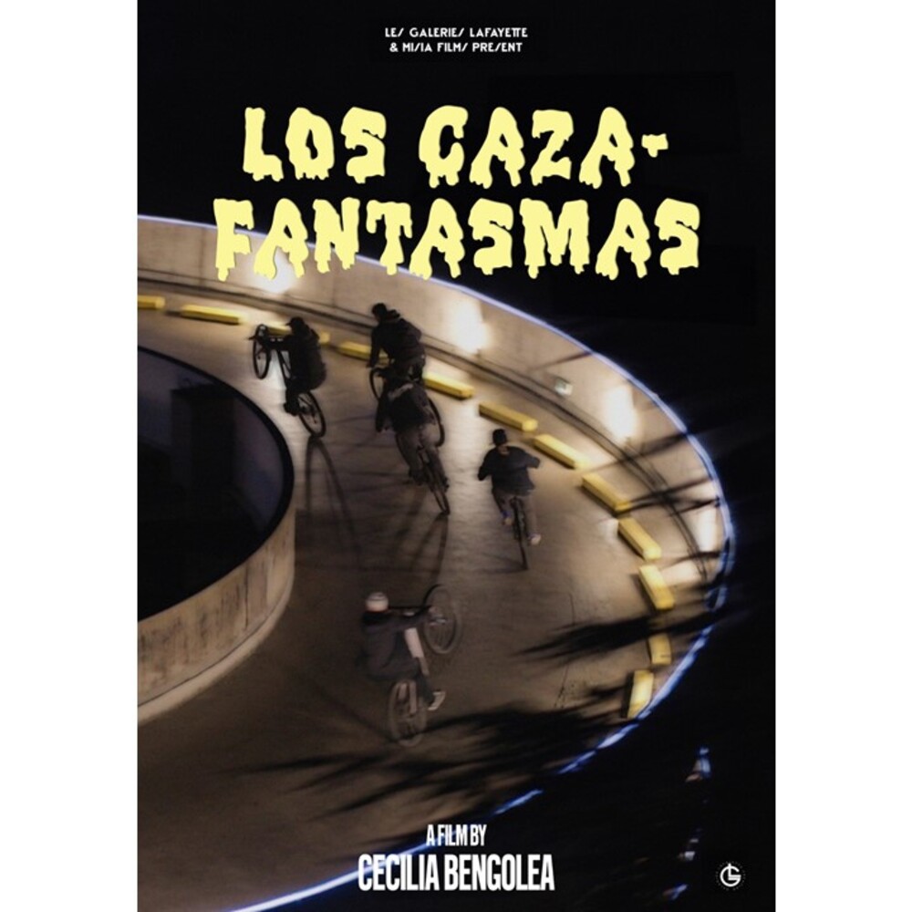 By Night - © Galerie des Galeries