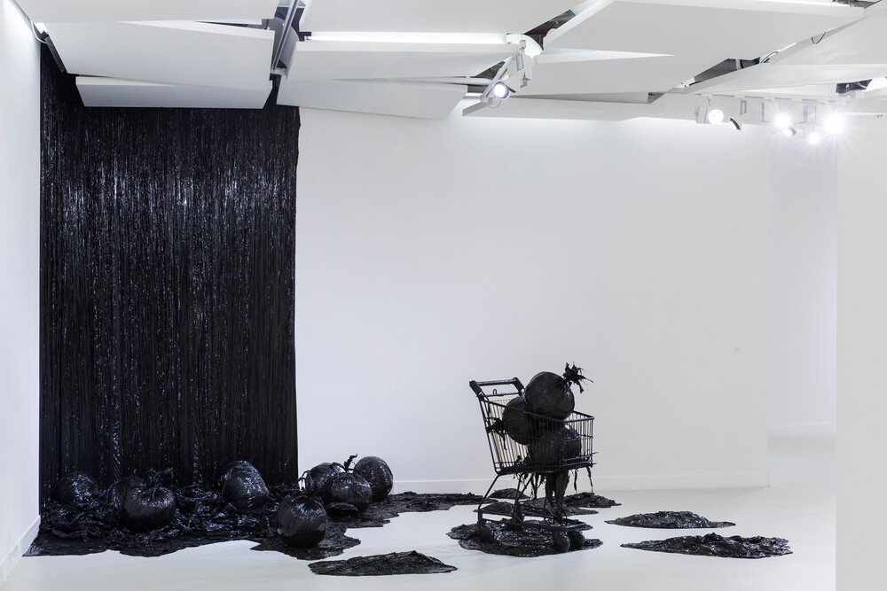 Clay Apenouvon - © Galerie des Galeries